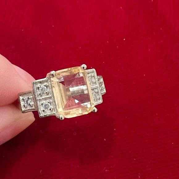 Vintage Jewelry - Vintage morganite sterling silver ring